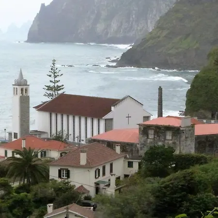 Vivenda Linda Vista Apartment Porto Da Cruz Exterior photo
